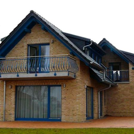 Ferienhaus Direkt An See & Strand Göhren-Lebbin Exterior foto